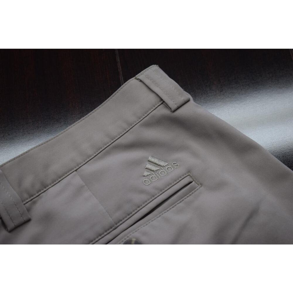 Adidas Golf Shorts Beige Pleated Performance Athletic Mens Size 38